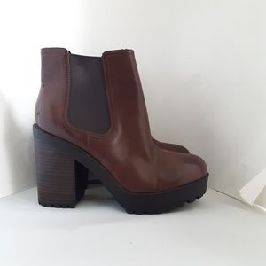 H & M - divided- chunky lug sole ankle boots